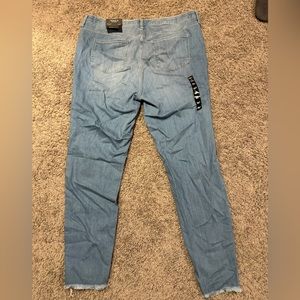 Torrid Sky High Skinny Premium Stretch High Rise Jeans Plus Size 18T NWT